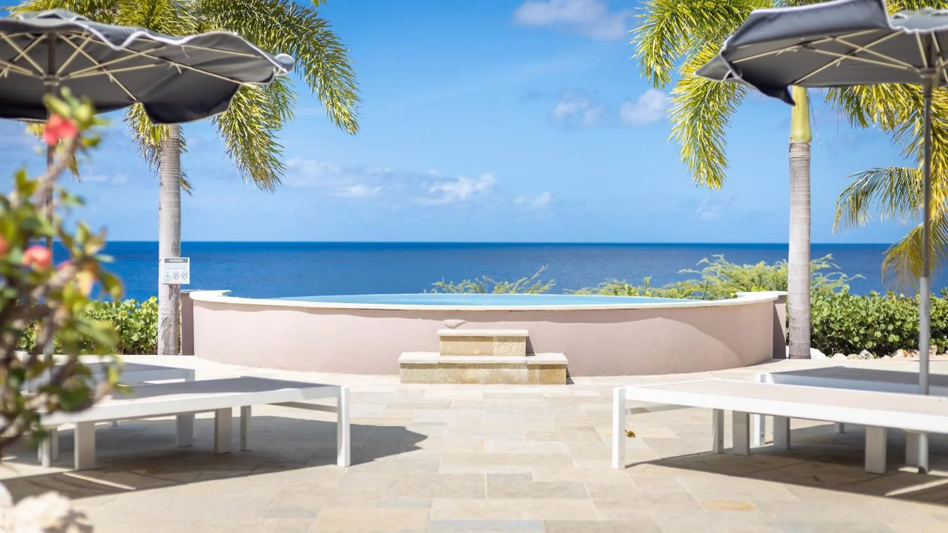 ****  Coral Estate Luxury Resort Willibrordus Curaçao