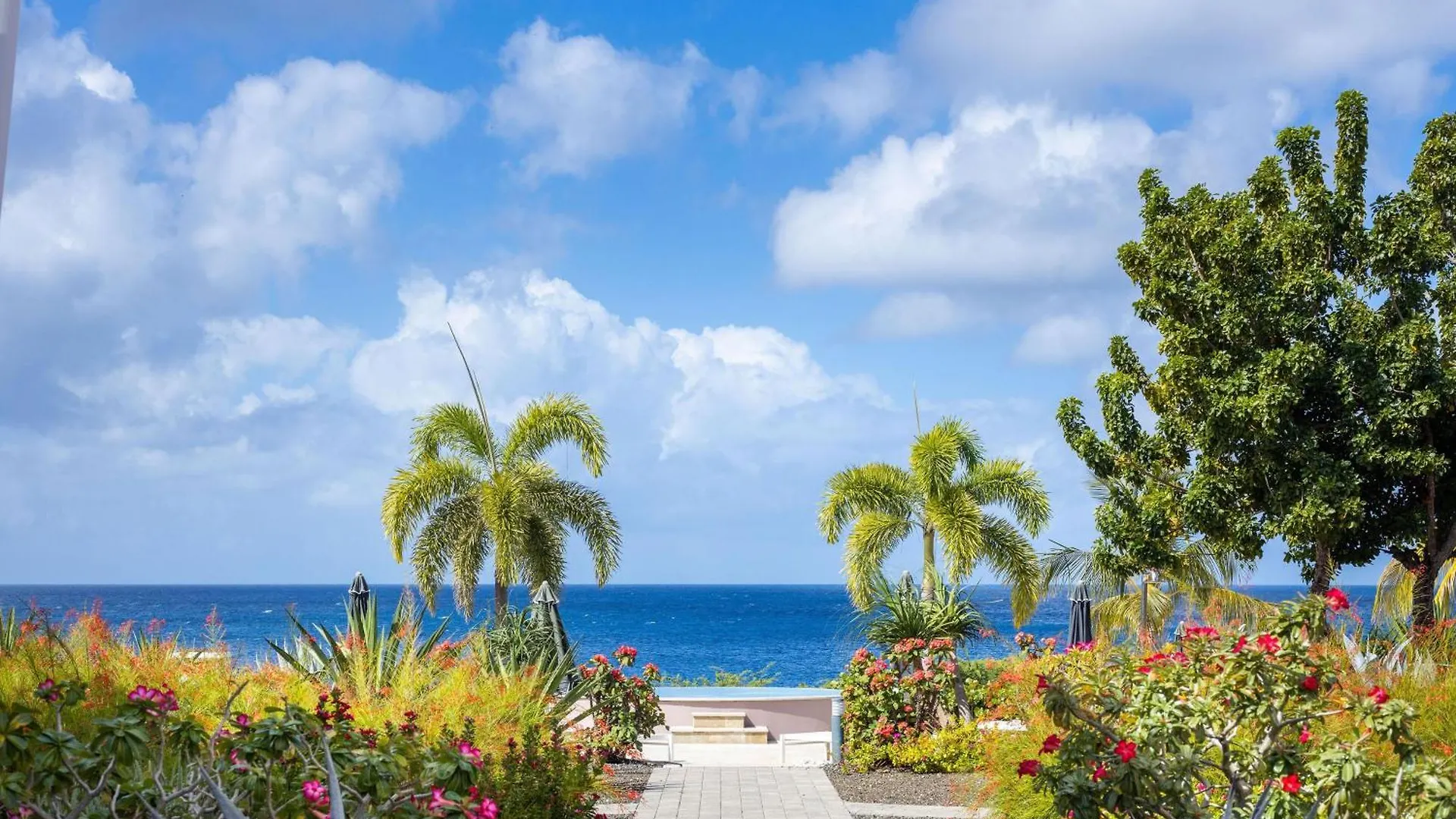 Coral Estate Luxury Resort Willibrordus