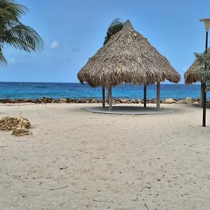 Apartment Studios & House With Beautiful Beach Front View