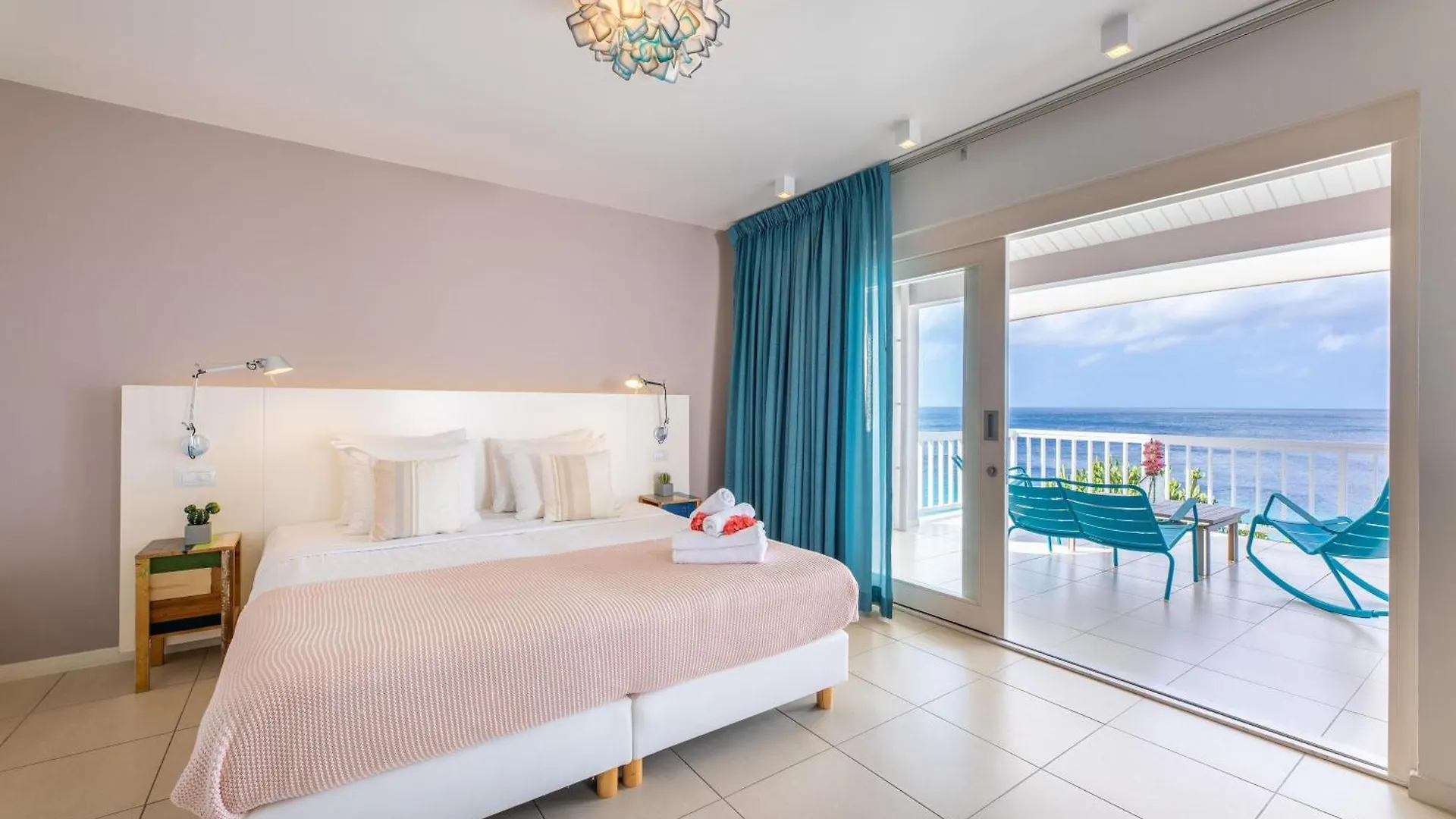 Coral Estate Luxury Resort Willibrordus 4*,